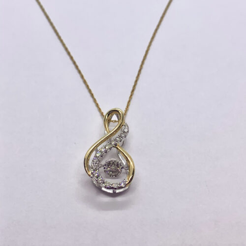 Gold necklace with diamond pendant