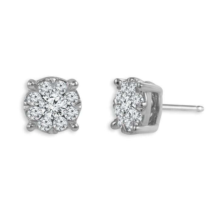 Timeless elegance: diamond stud earrings in white gold